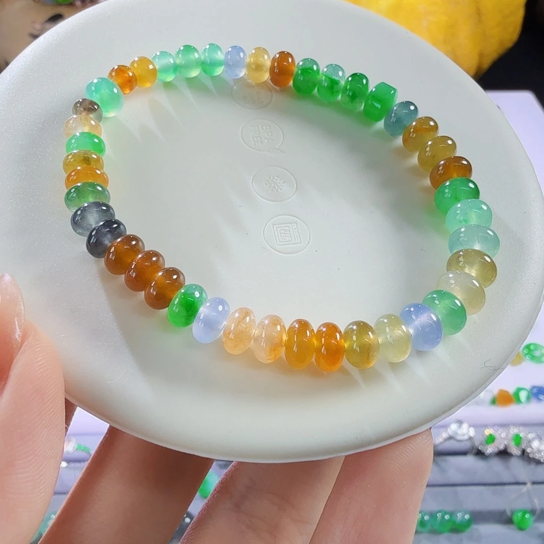 翡翠未镶嵌颈饰超美特价高冰种水色俱全