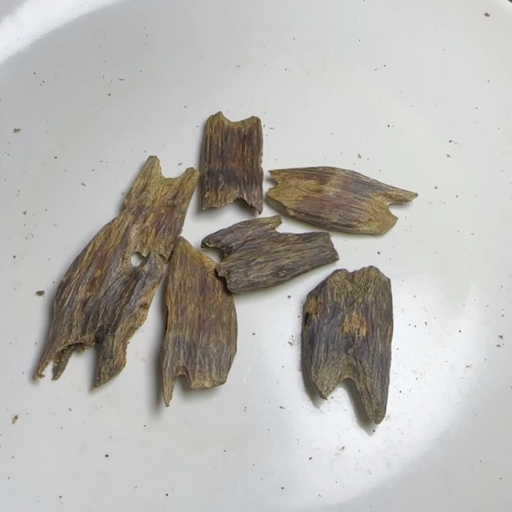 方***峻线香海南老白棋25克，以直播间为准