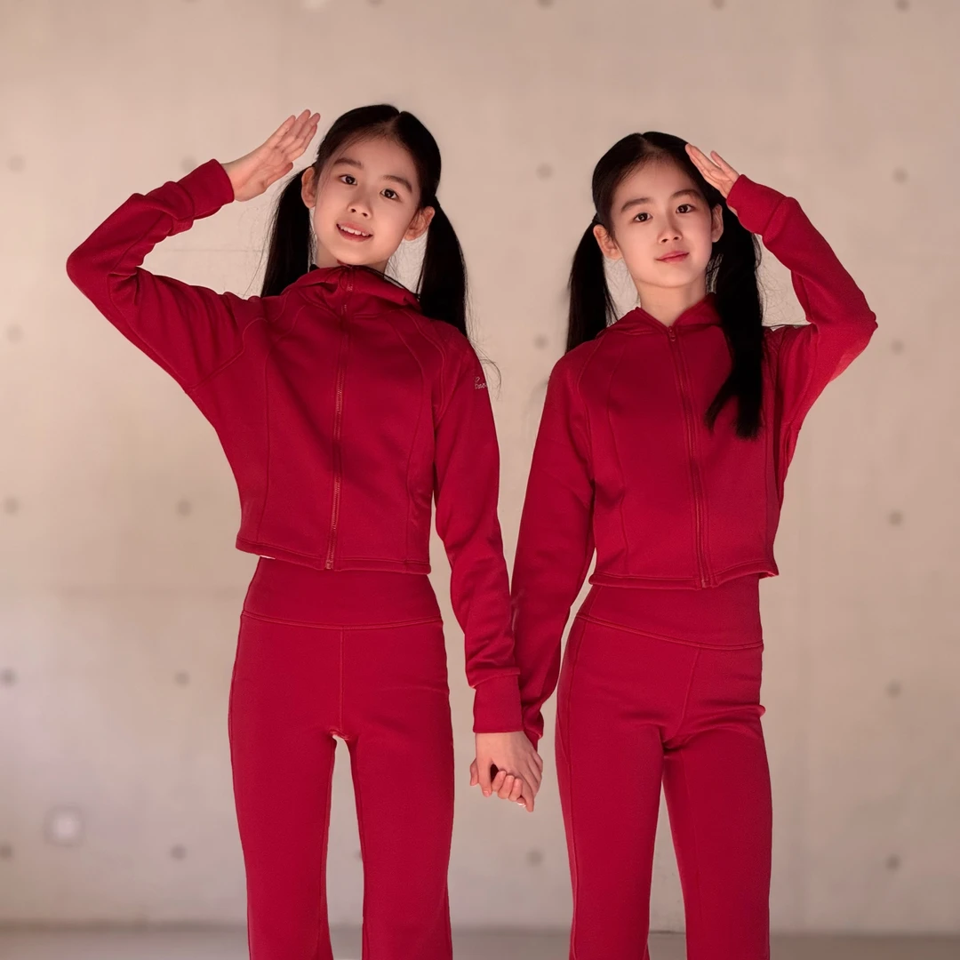 雪妈ESTAR独家小艺考恒温蓄热保暖四面弹力抗静电加绒加厚套装