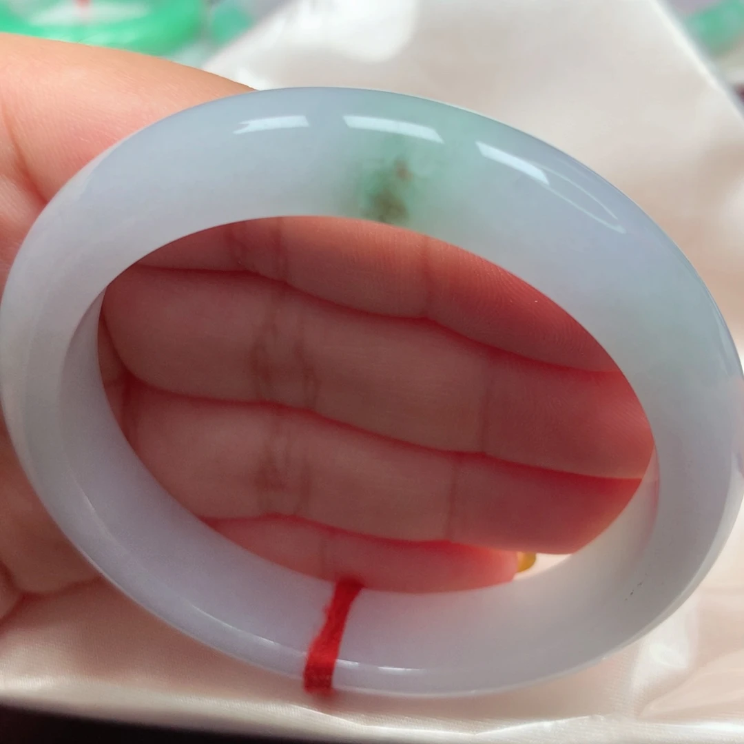 翡翠未镶嵌手镯8冰冰细腻