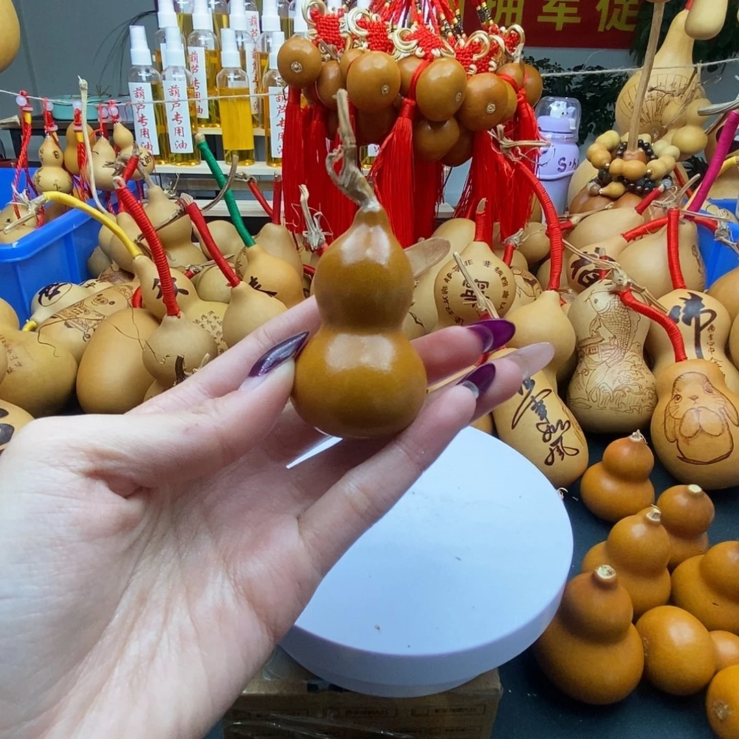 唐***、葫芦工艺美术作品