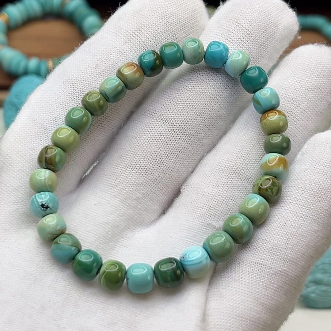 绿松石未镶嵌颈饰