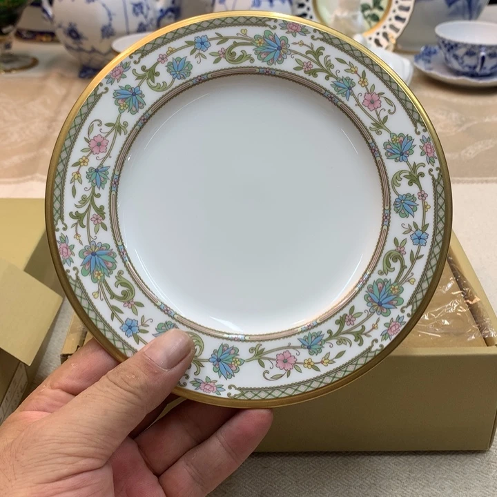 紫砂金瓷阁精品瓷器店