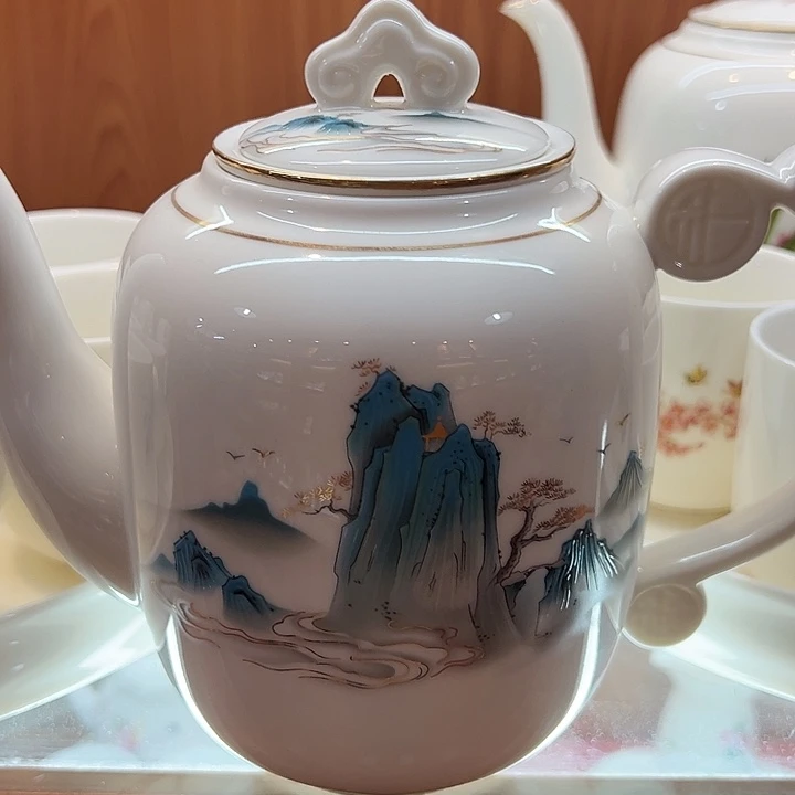 陶瓷茶壶哈哈哈哈哈