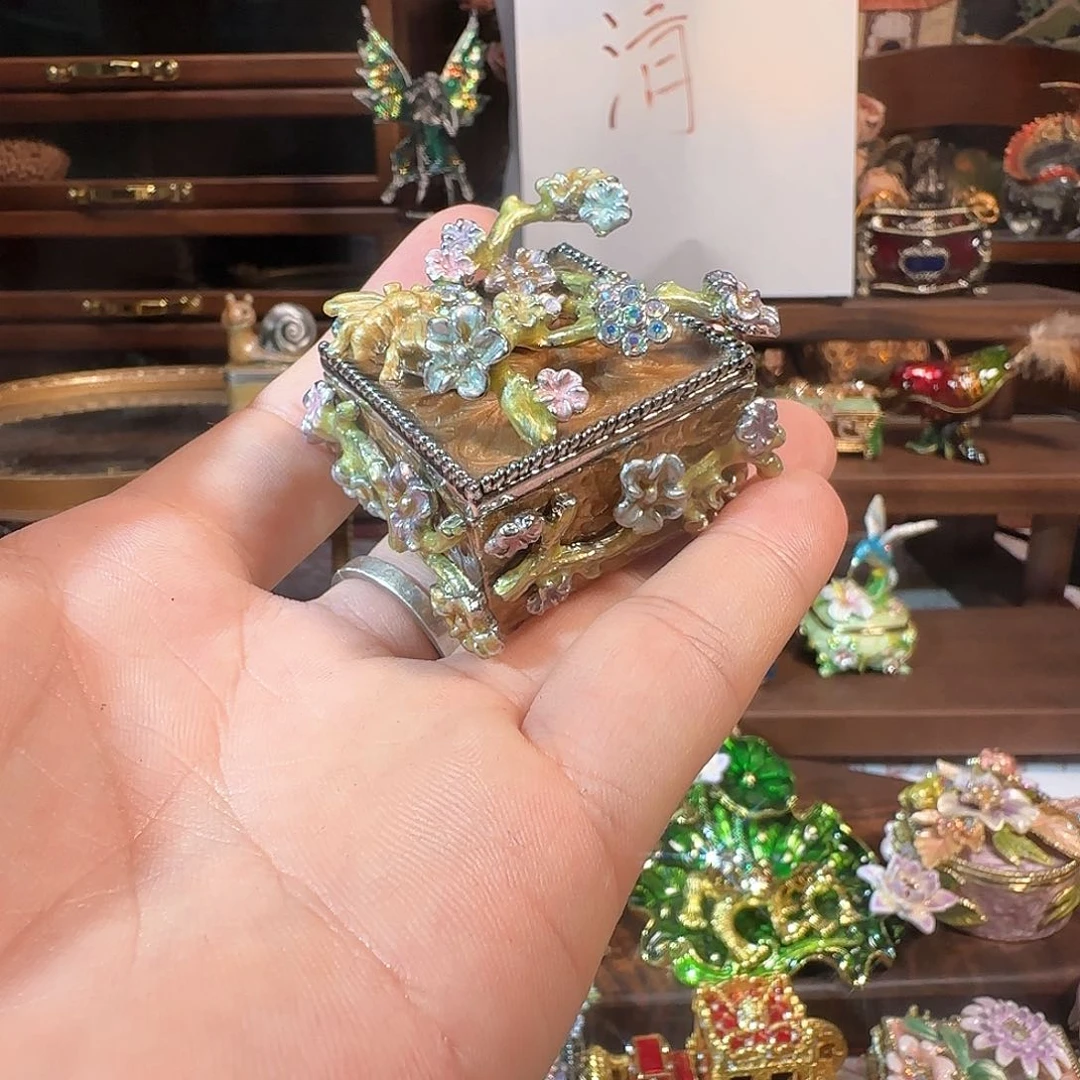 手工制品请勿吹毛求疵