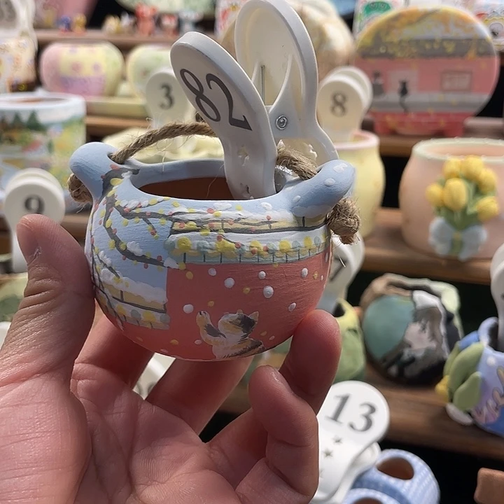 82….手工手绘花盆