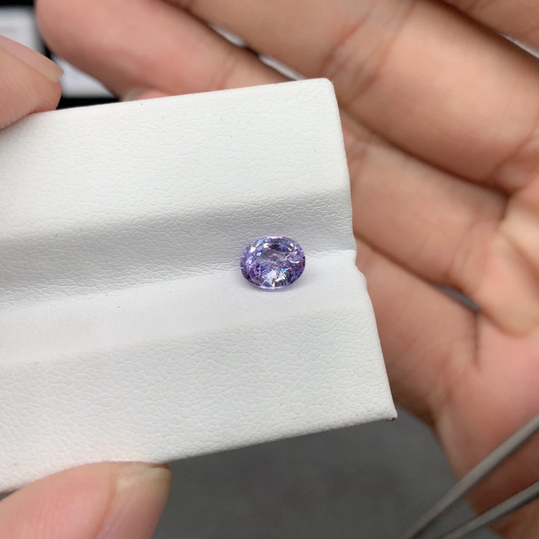 蓝宝石裸石1.08克拉