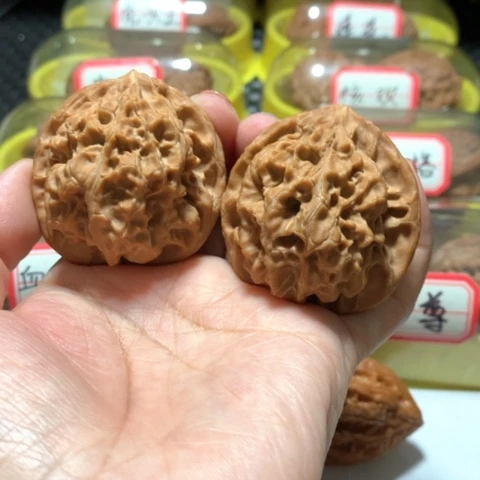 吊坠文玩核桃龙骨