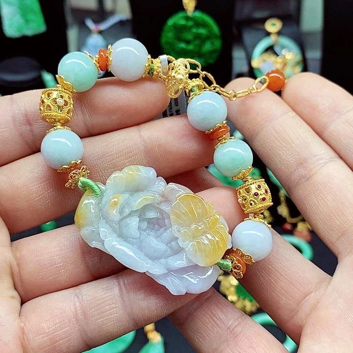 翡翠颈饰未镶嵌手链