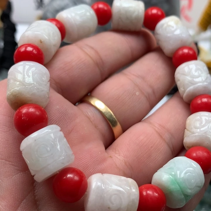 翡翠未镶嵌颈饰保真天然a货翡翠