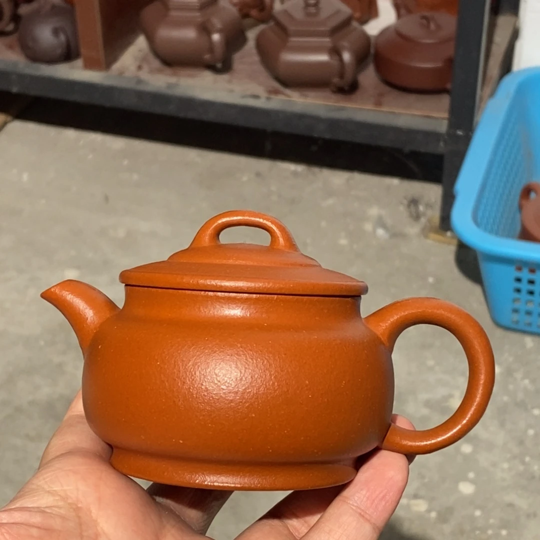 茶壶紫砂紫砂壶。紫砂壶。