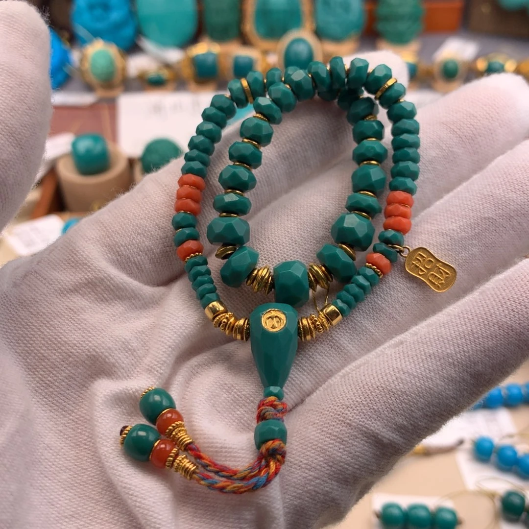 绿松石18K金镶嵌珠宝奇石