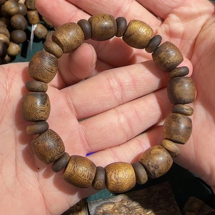 沉香手串乌身淳化老料鼓珠单圈1.3高货