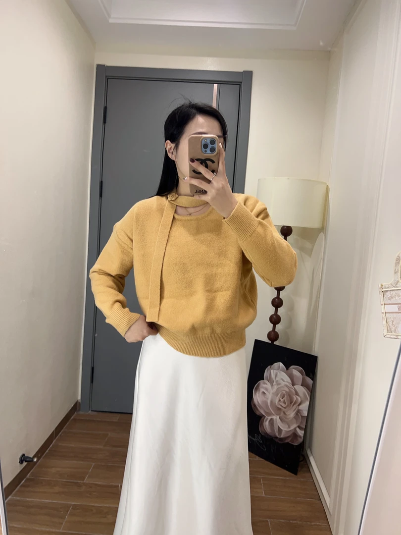 GRR【做气质女生】挂脖纯欲厚实毛衣