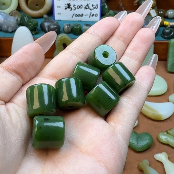 *****和田玉未镶嵌颈饰定制