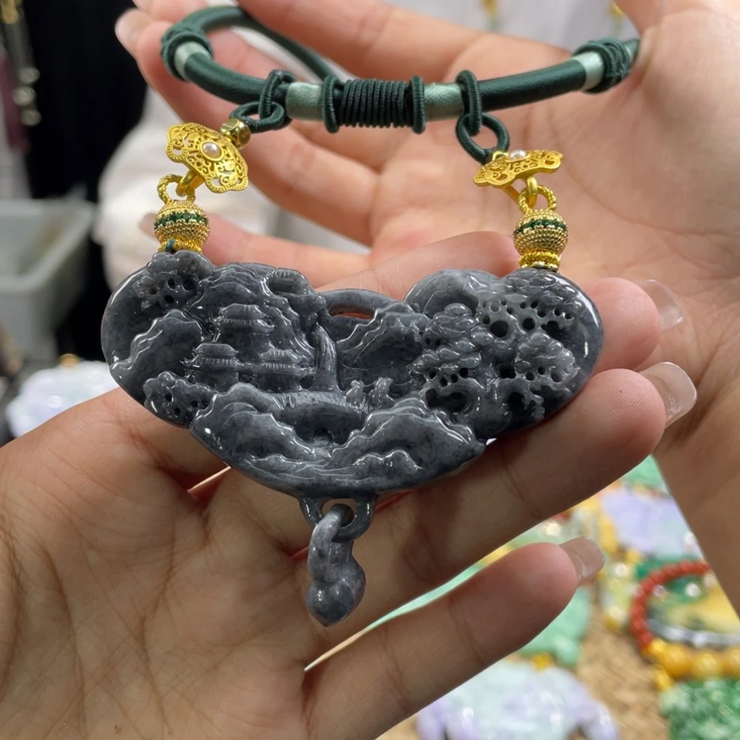 翡翠颈饰未镶嵌代编织