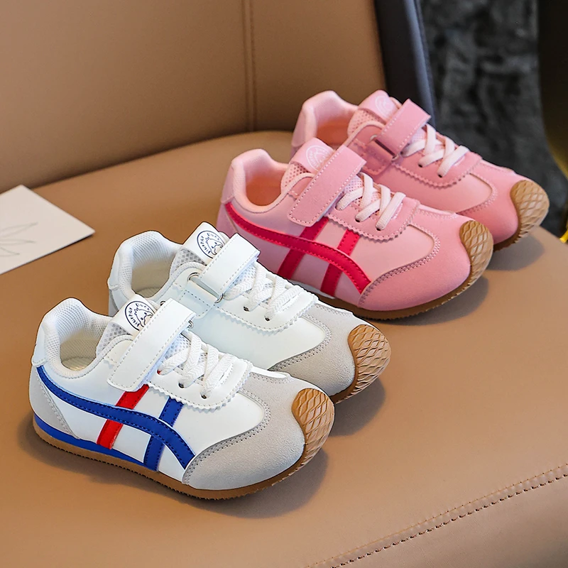 小黄鸭男童运动鞋2025春秋新款阿甘鞋中大童皮面鞋子儿童男孩童鞋