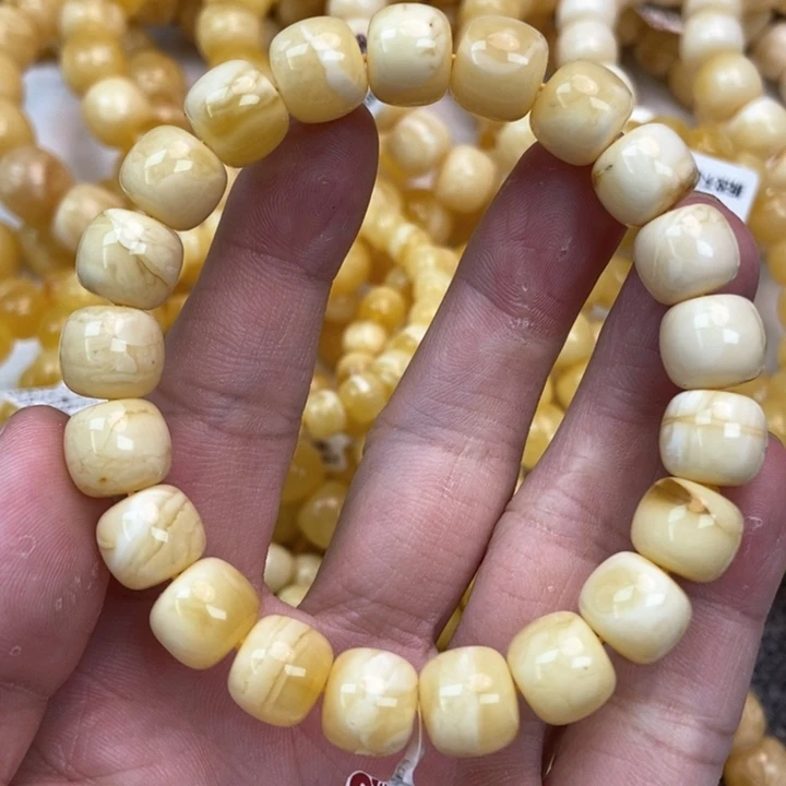 琥珀未镶嵌珠宝奇石27