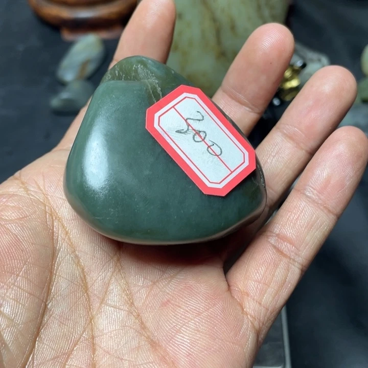 颈饰未镶嵌和田玉300