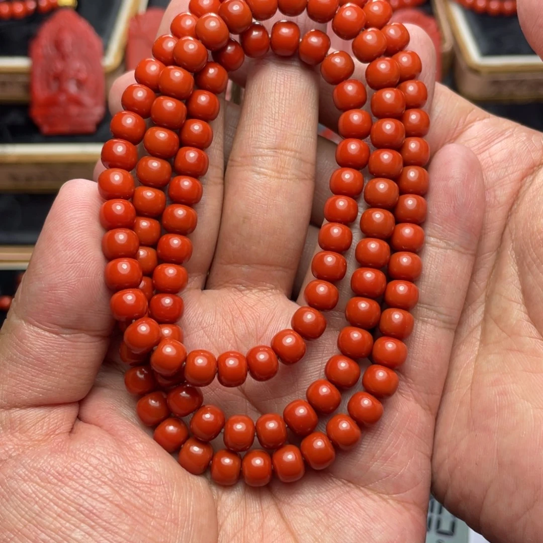 J***H南红玛瑙未镶嵌颈饰分两单支付，总价7万