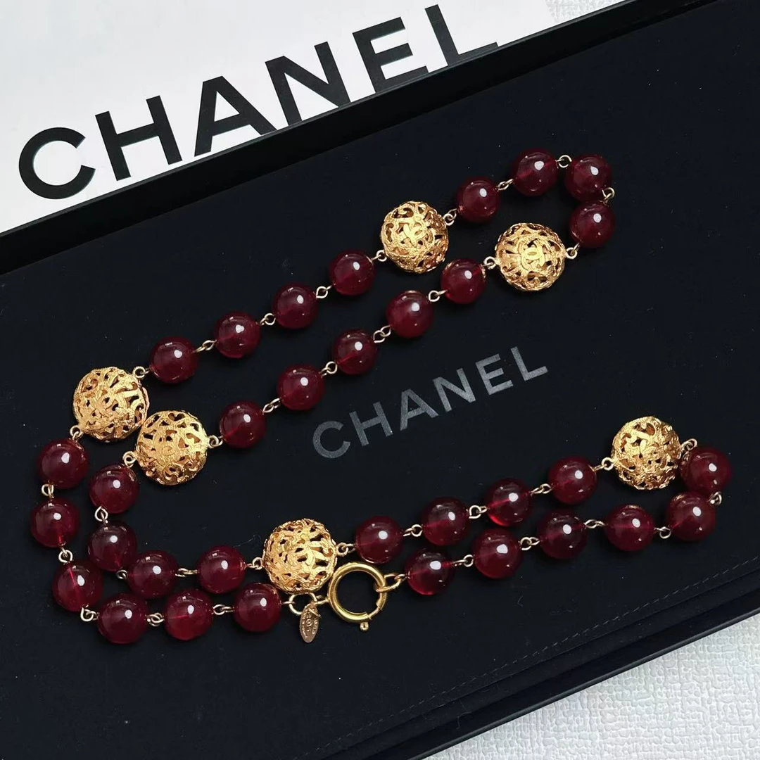 95新 Chanel/香奈儿 柚礼中古/香奈儿红琉璃火焰金币项链NH512011