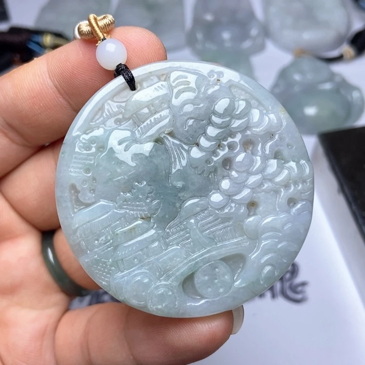 翡翠未镶嵌颈饰翡翠