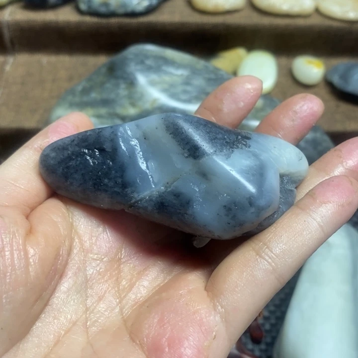 和田玉未镶嵌挂件月**君