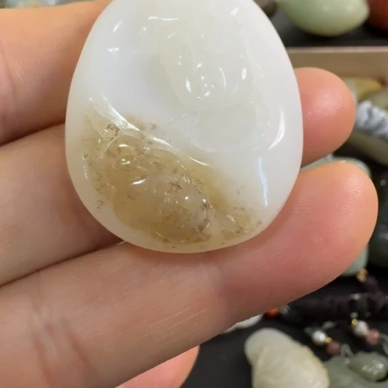 和田玉（糖玉）未镶嵌颈饰