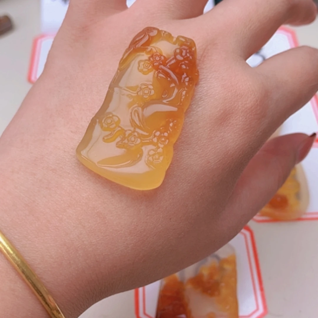 【闪购商品】玛瑙/玉髓未镶嵌珠宝半成品酒*者