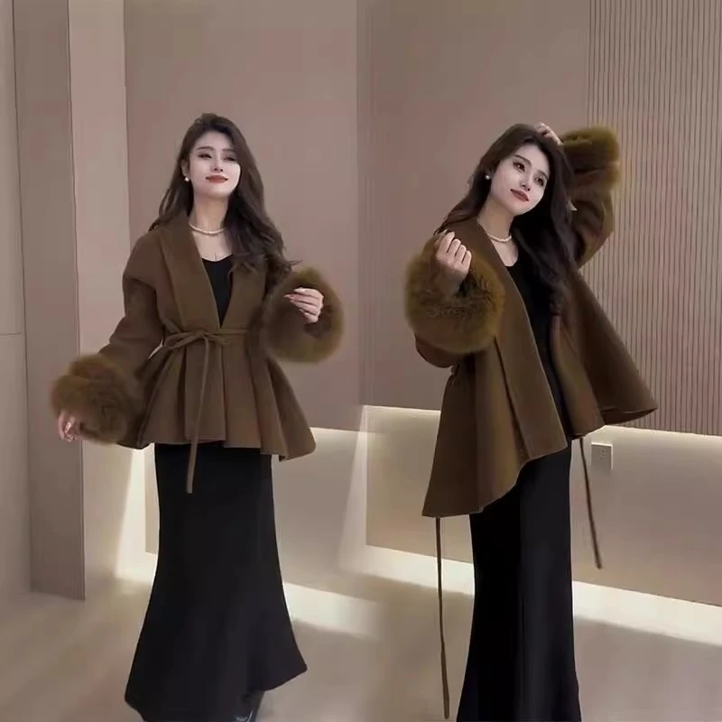 2025冬季新款名媛优雅风格宽松毛毛袖拼接系带外套毛呢大衣外套女