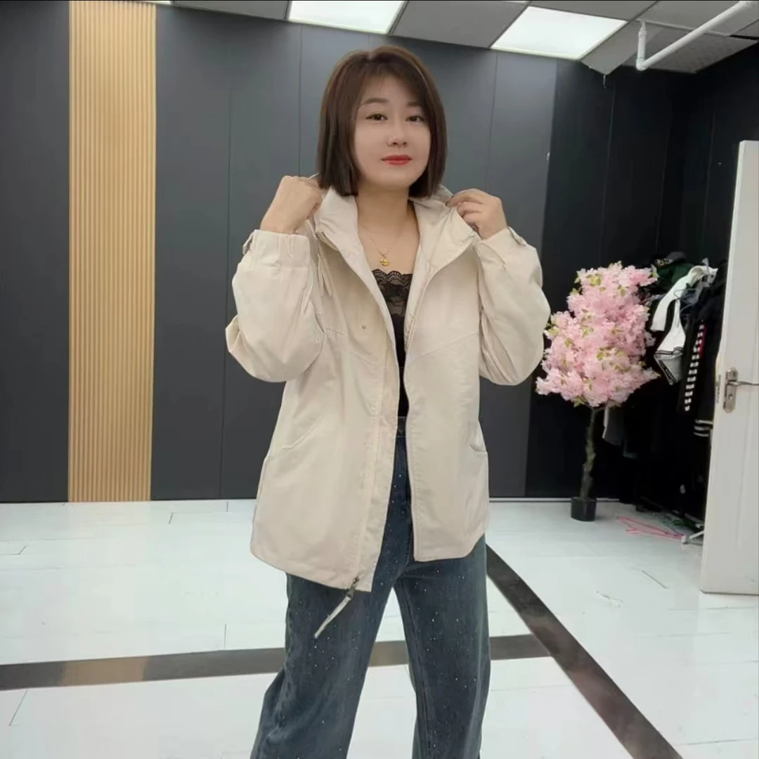 979-早秋新款大码女装简约拉链百搭休闲冲锋衣外套