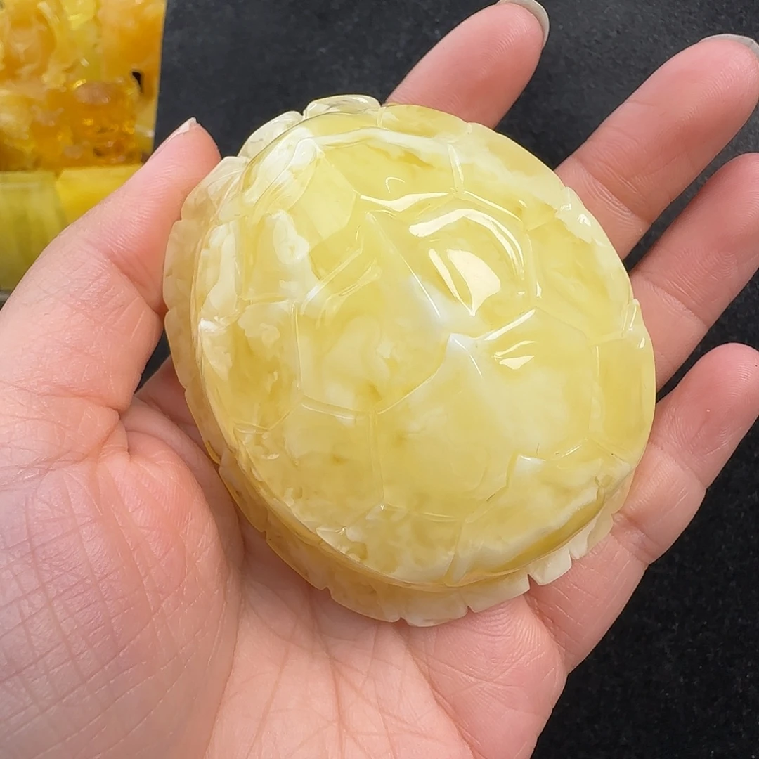 蜜蜡未镶嵌珠宝奇石