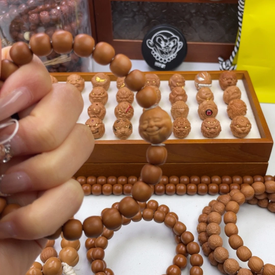 红***头猴头核桃手串猴头核桃雕刻
