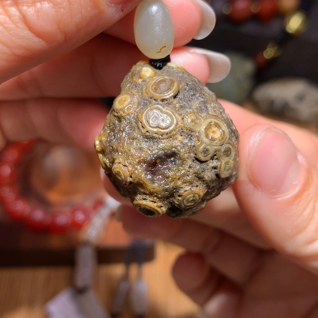 未镶嵌玛瑙/玉髓珠宝半成品