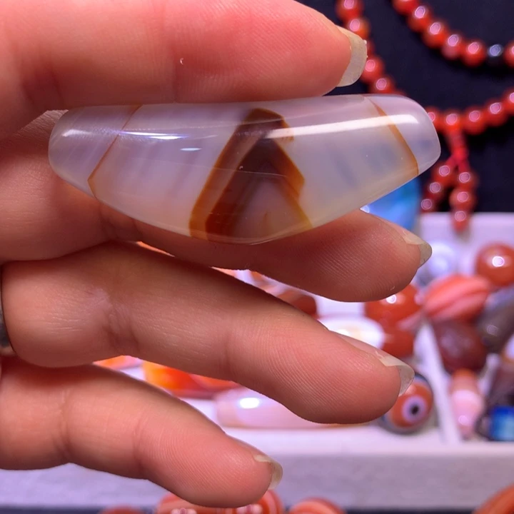 未镶嵌玛瑙/玉髓珠宝奇石