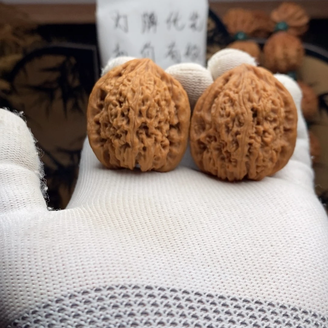 把件桃核南****饰涿鹿南将石