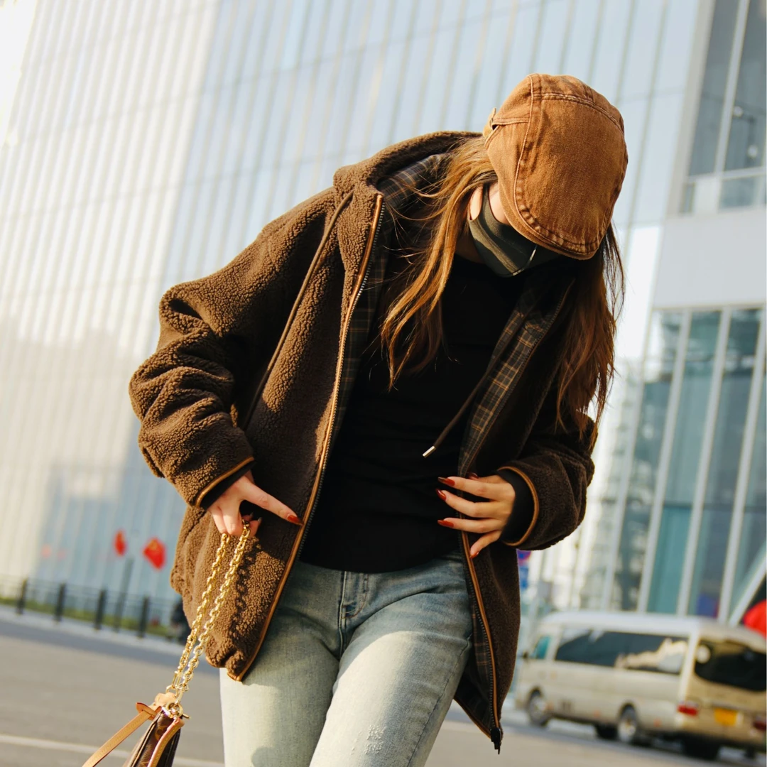 双木偶冬季保暖连帽绒外套女士加厚上衣宽松洋气拉链开衫休闲显瘦