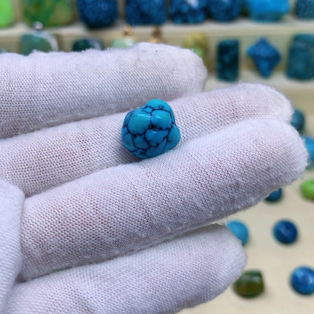 绿松石未镶嵌三彩随行