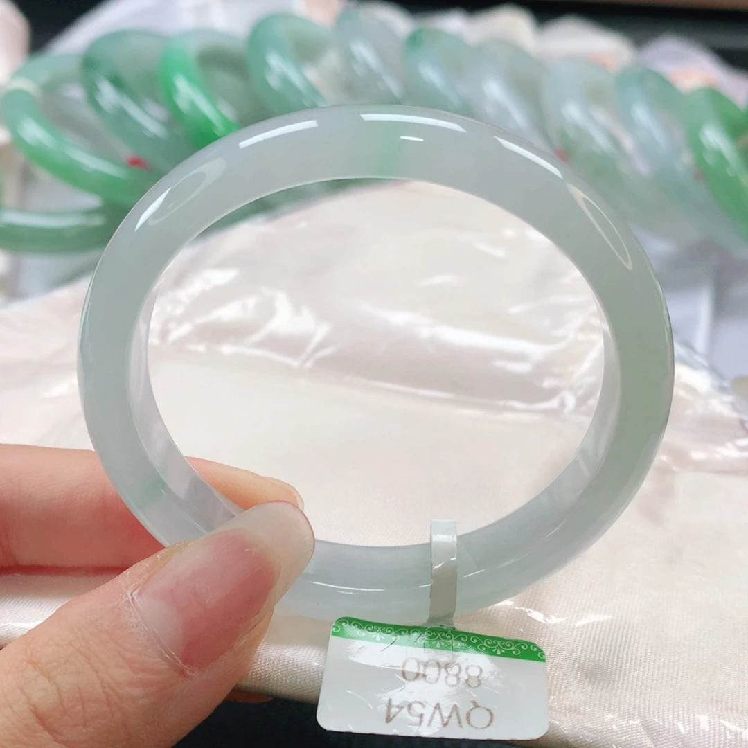 翡翠手镯（贵妃镯）未镶嵌5453贵妃