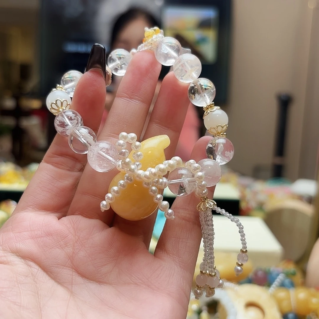 琥珀颈饰未镶嵌高*洁琥珀