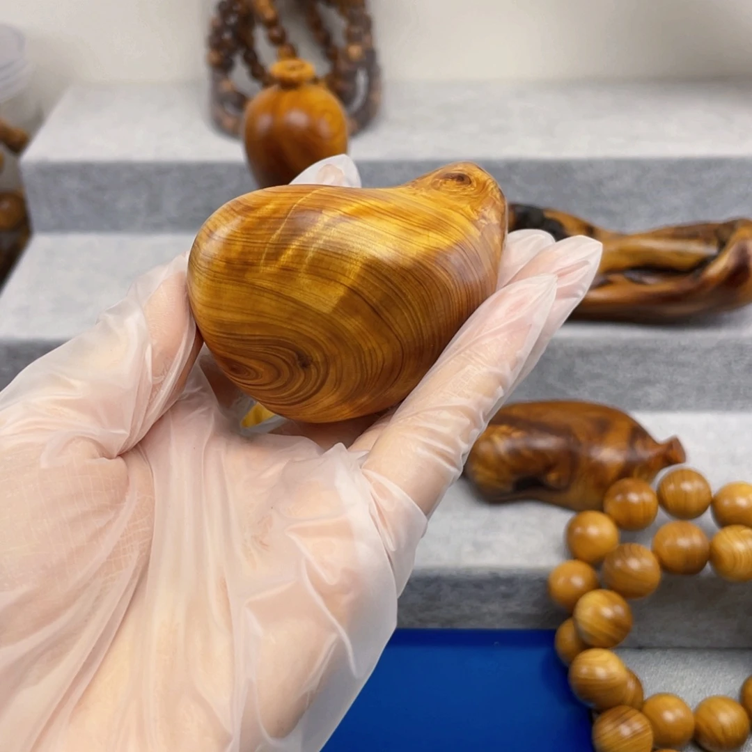 柏木（崖柏）太行崖柏黄泥膏手把件