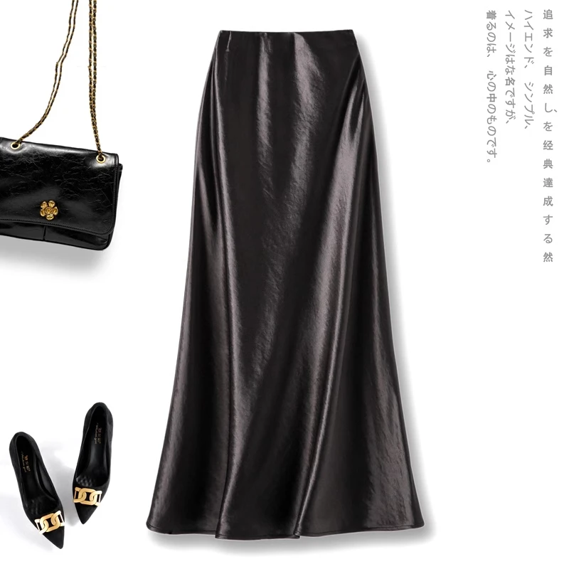 拉夏贝尔高端醋酸缎面半身裙2025秋冬丝滑垂感斜裁法式鱼尾长裙子