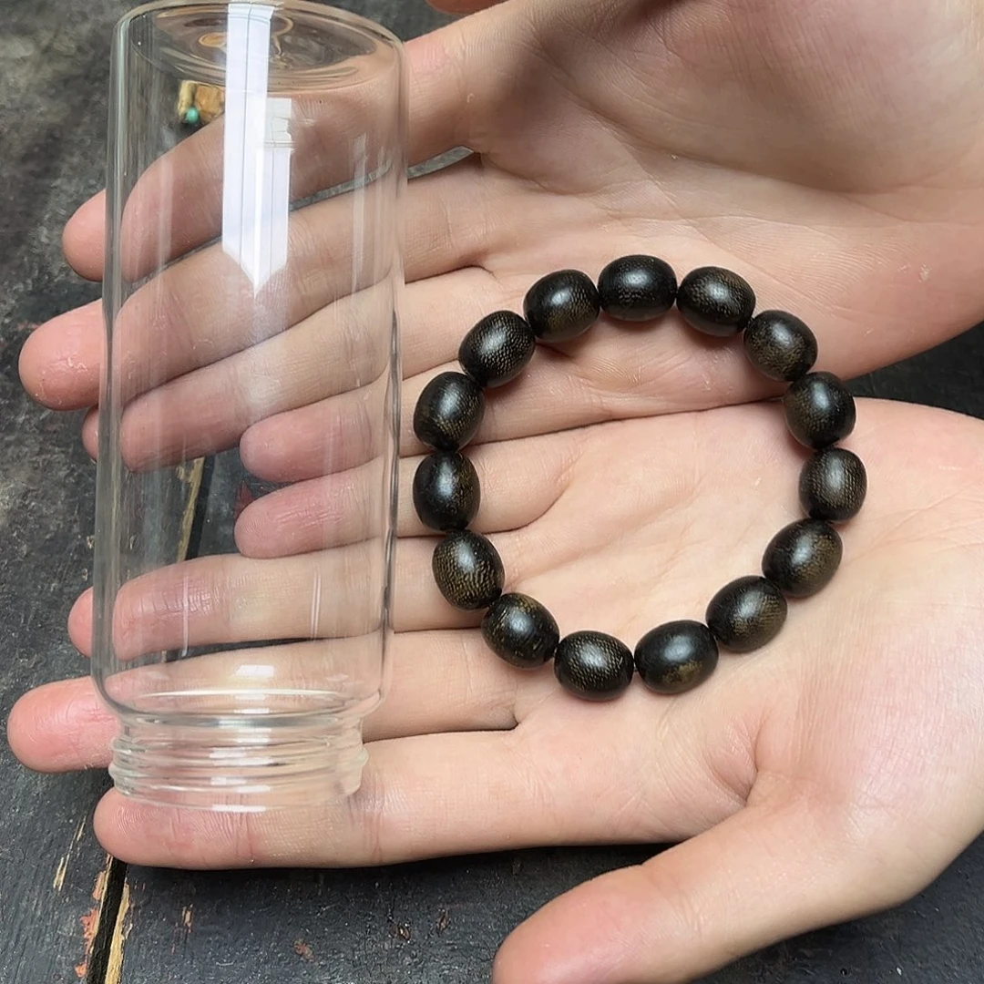 大叶紫檀（黑酸枝木类）