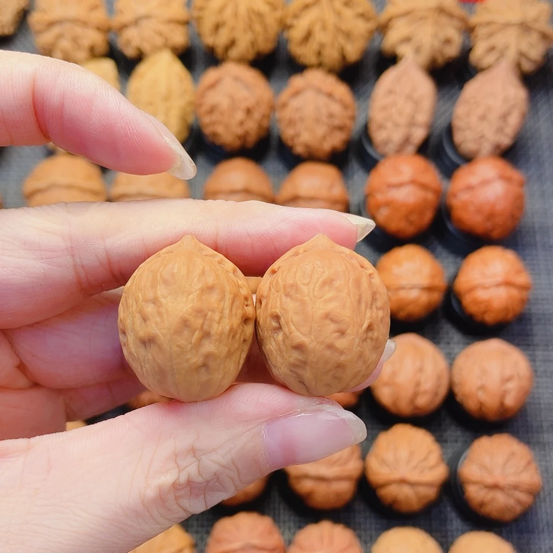 文玩核桃把件小红枣