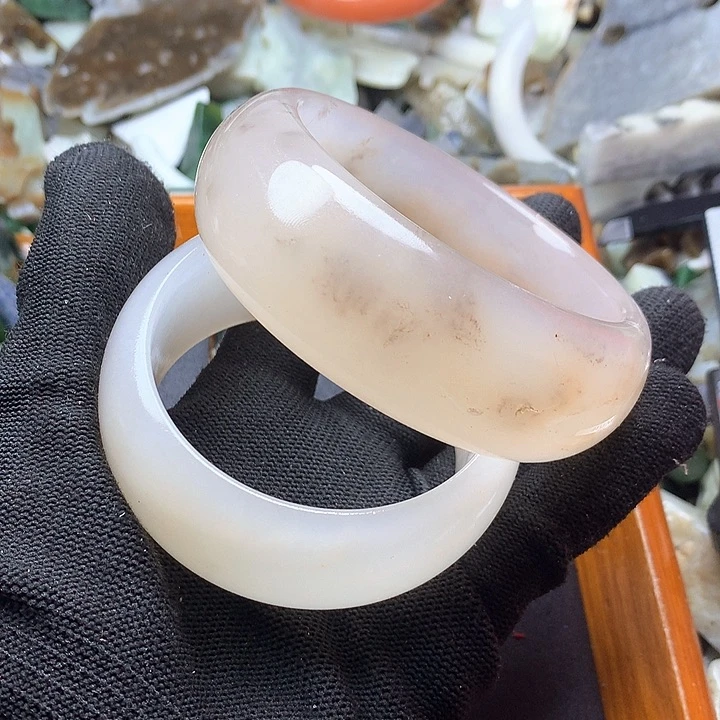 和田玉和田玉边角料未镶嵌