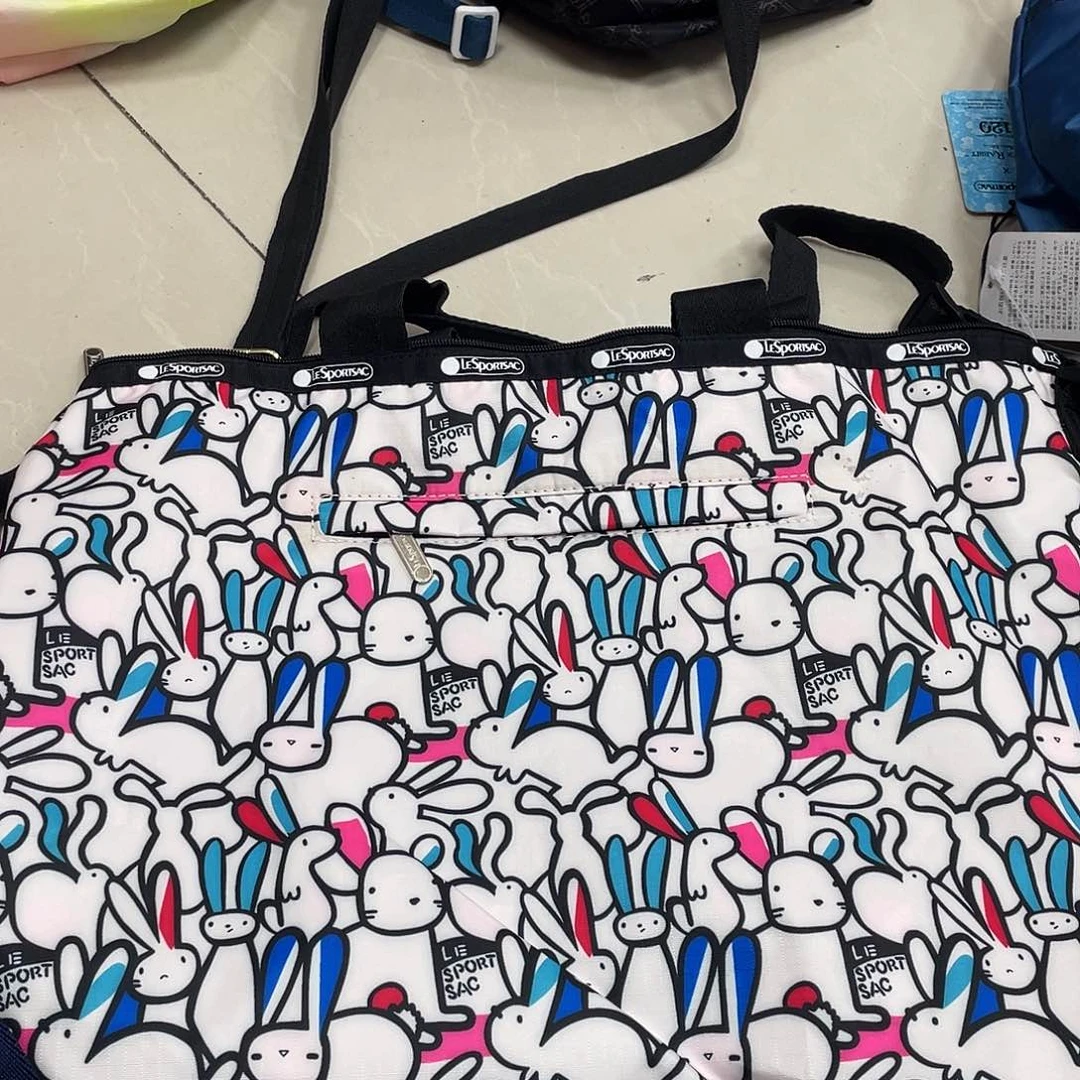 化妆包等各种产品