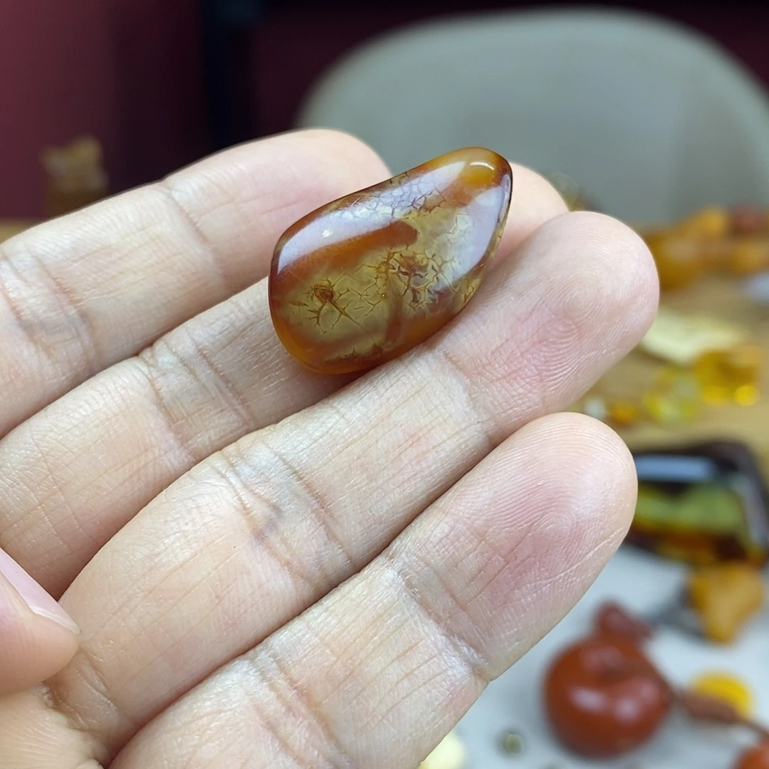 额***～琥珀未镶嵌颈饰彩色琥珀小豆子