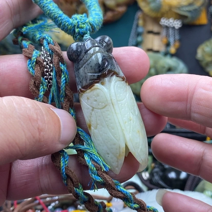 【闪购商品】蛇纹石玉未镶嵌吊坠