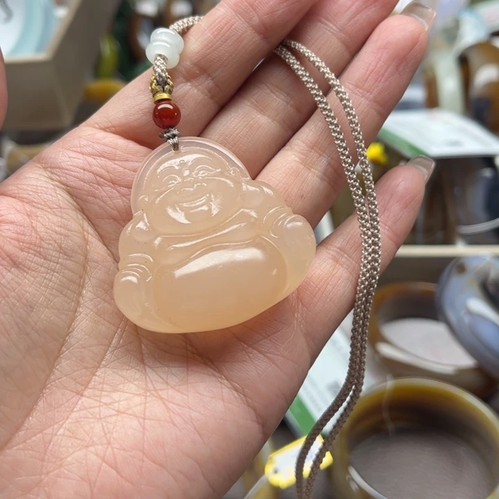 石英质玉颈饰未镶嵌