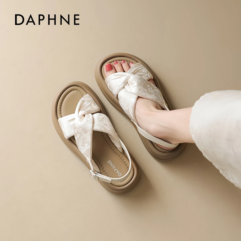 达芙妮厚底凉鞋女2025新款夏季外穿国风拖鞋配裙子凉拖绝美不累脚